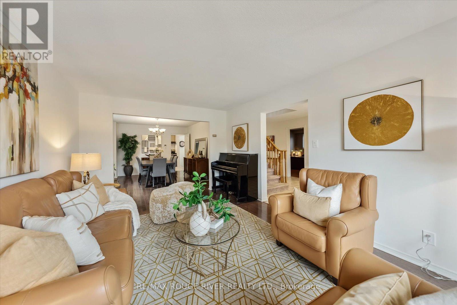 552 ROSEBANK RD