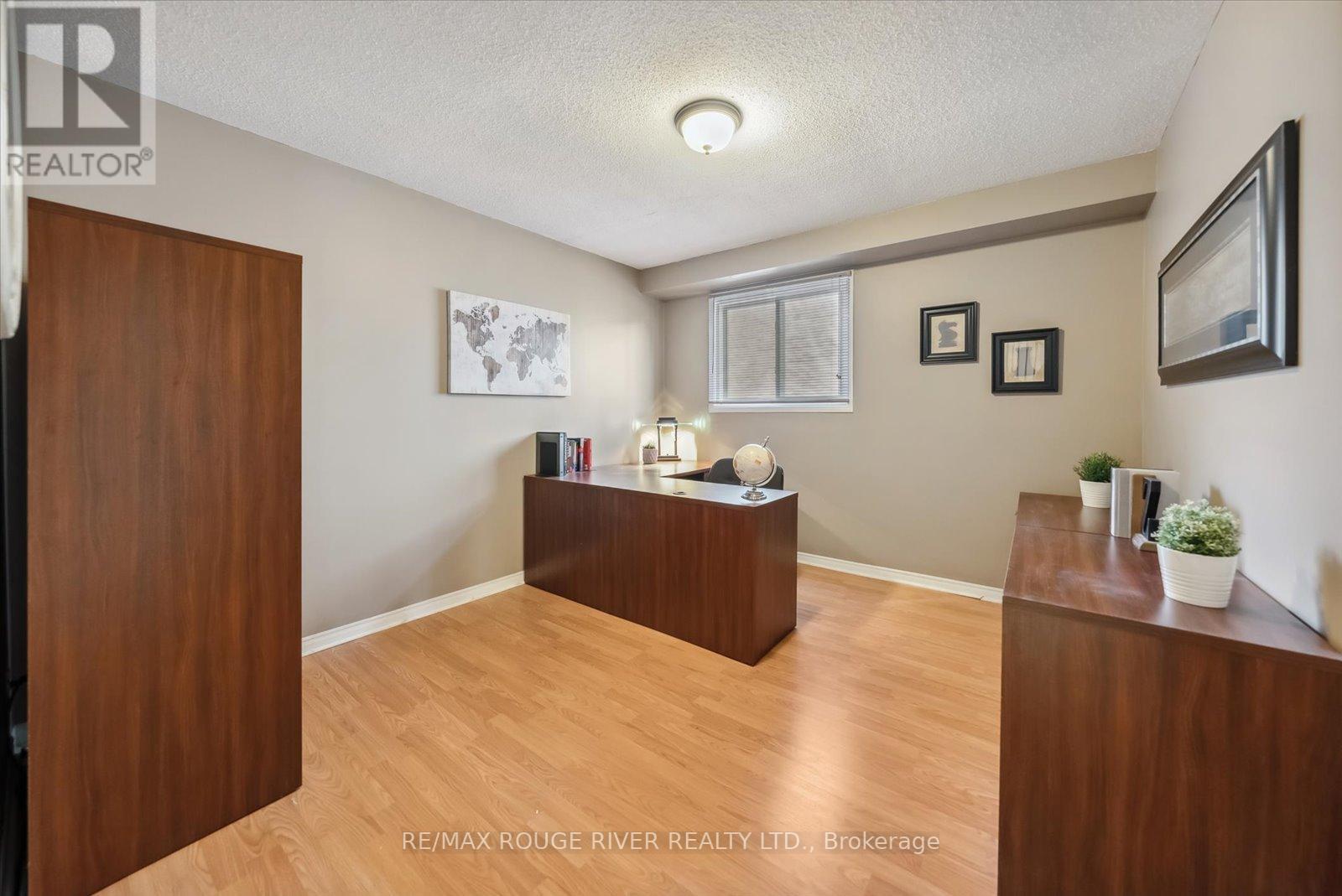 552 ROSEBANK RD