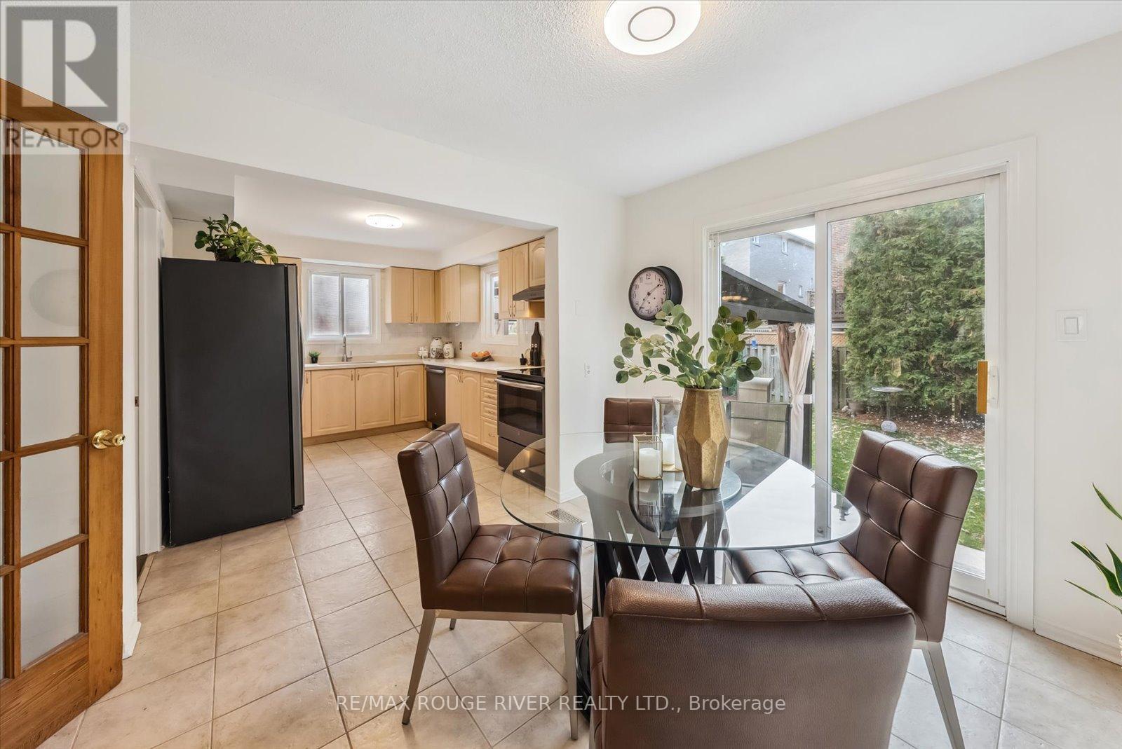 552 ROSEBANK RD