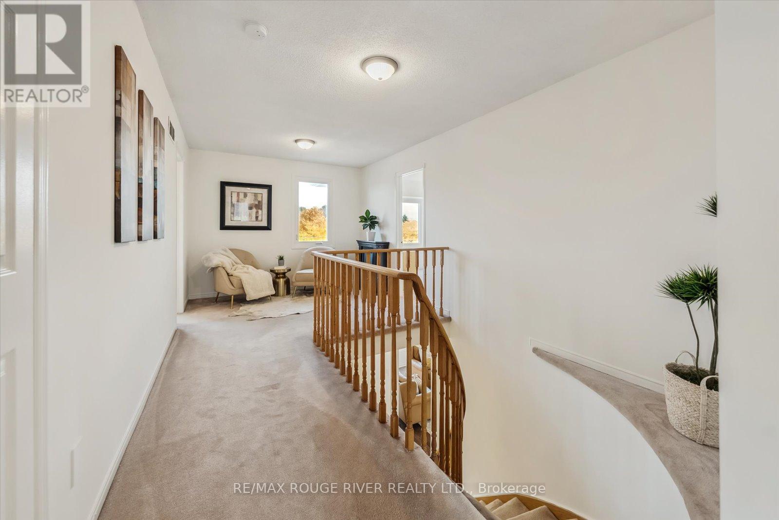 552 ROSEBANK RD