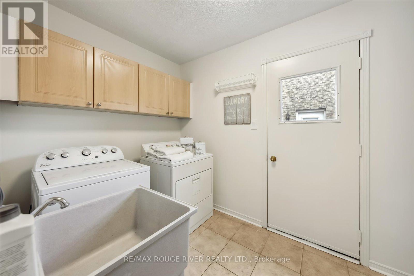 552 ROSEBANK RD