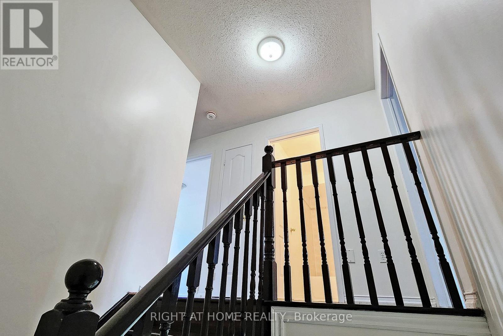 77 CARPENDALE CRES