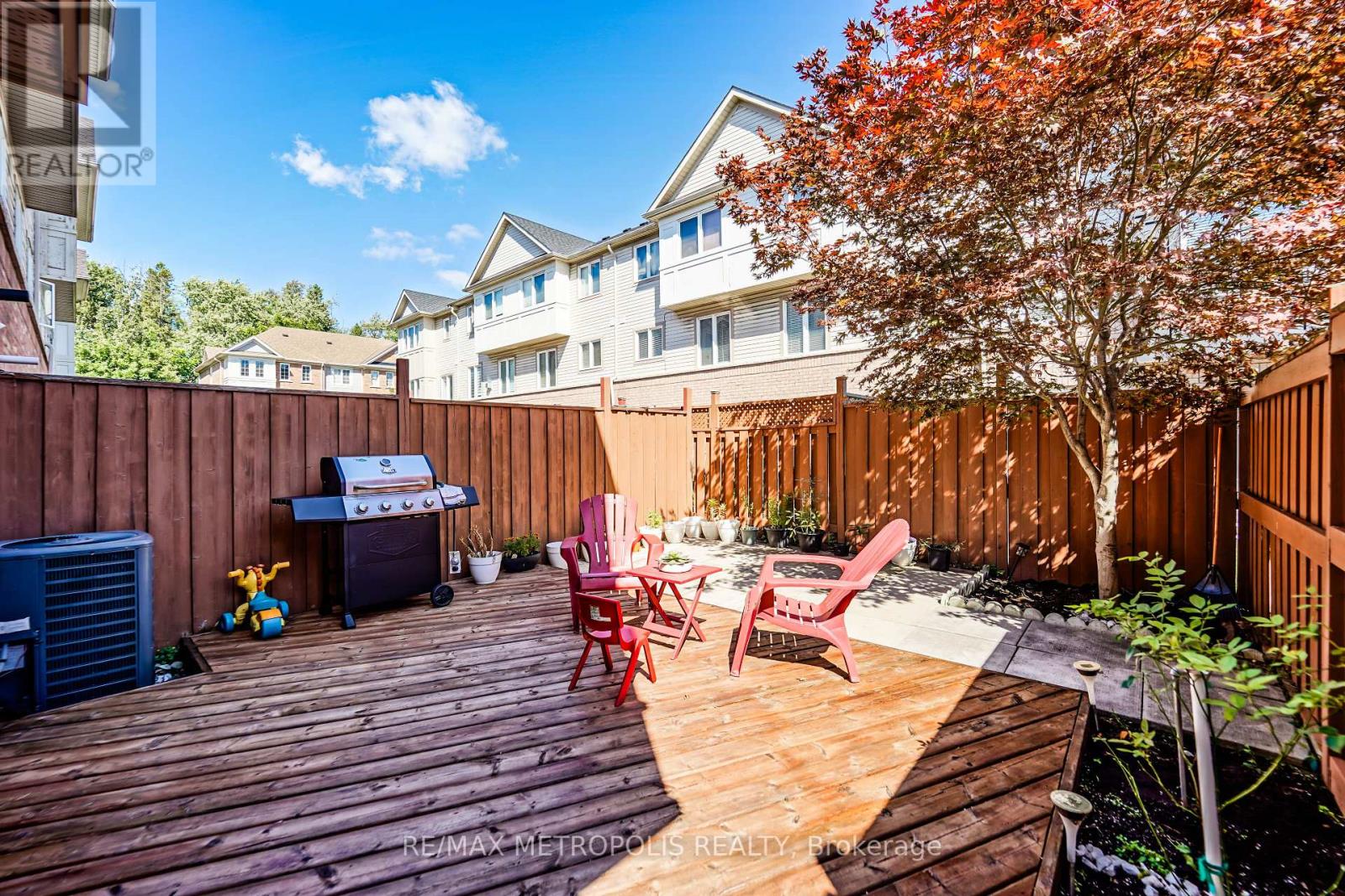 #12 -1790 FINCH AVE