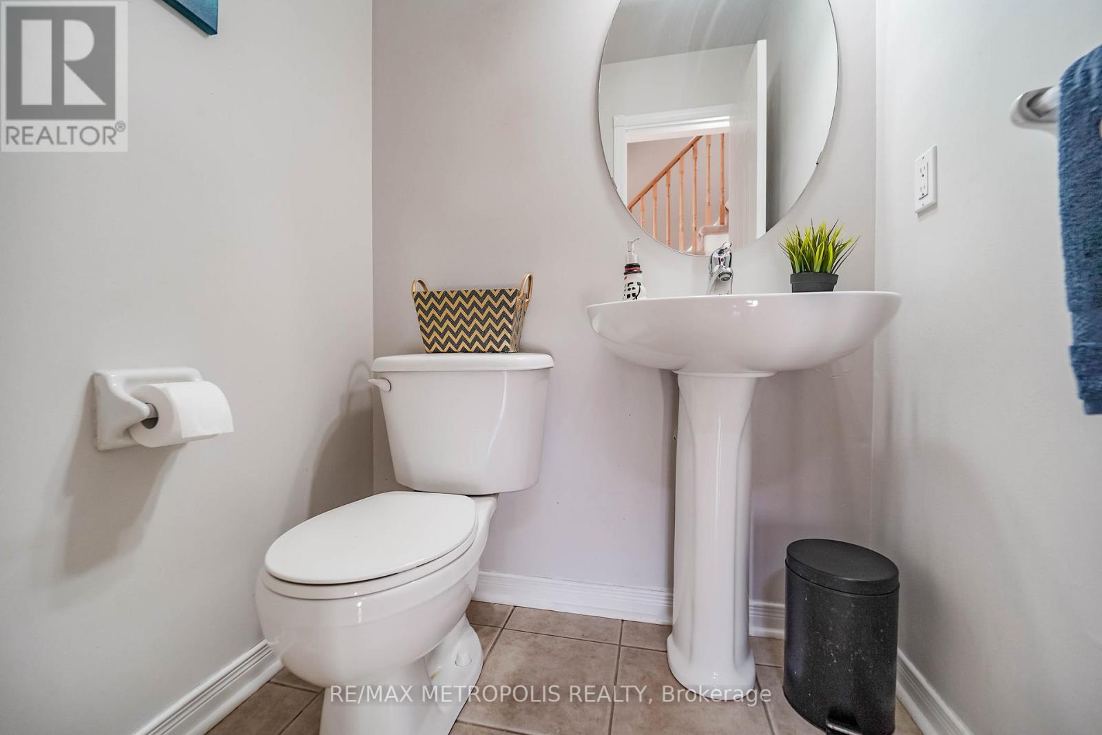 #12 -1790 FINCH AVE