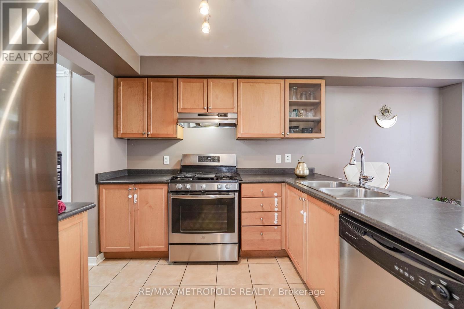 #12 -1790 FINCH AVE
