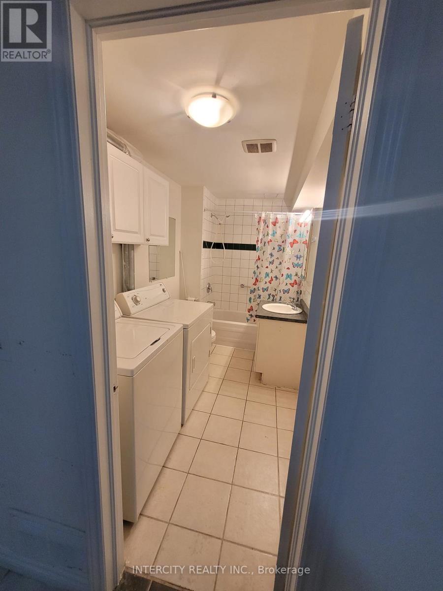 #BSMT -204 DELANEY DR, #Bsmt