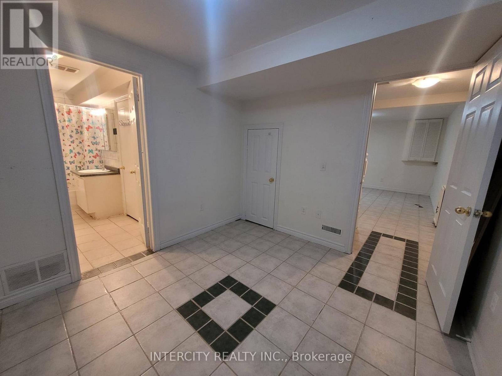 #BSMT -204 DELANEY DR, #Bsmt