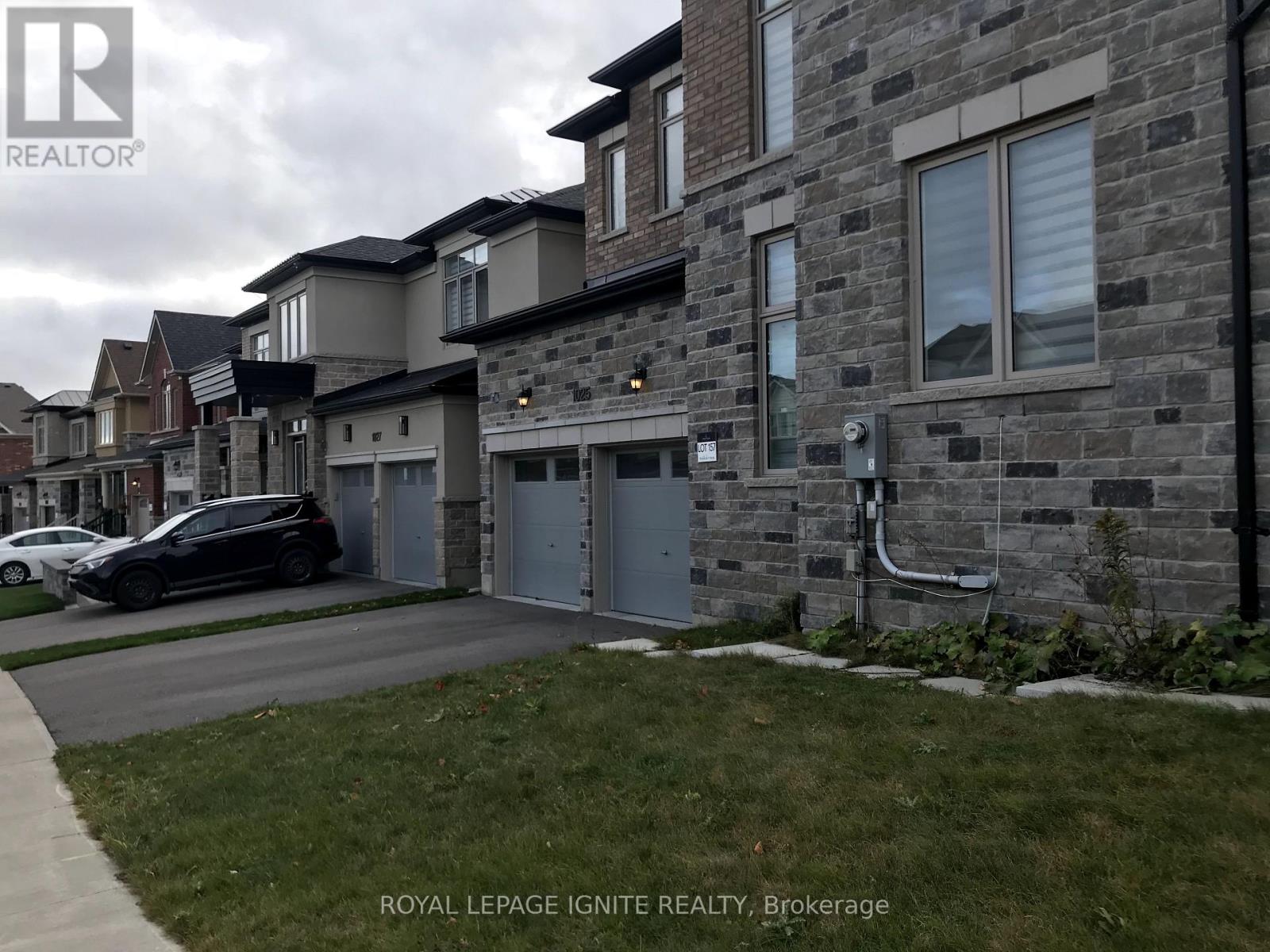 1025 TIGERLILY TR