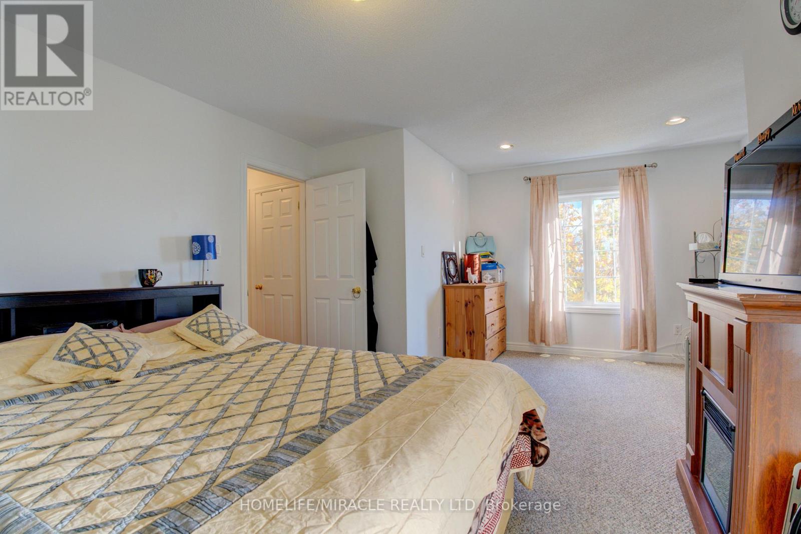 597 LIVERPOOL RD