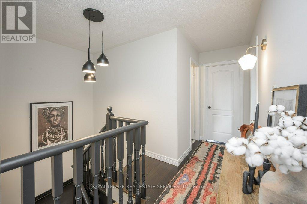 67 CHAREST PL