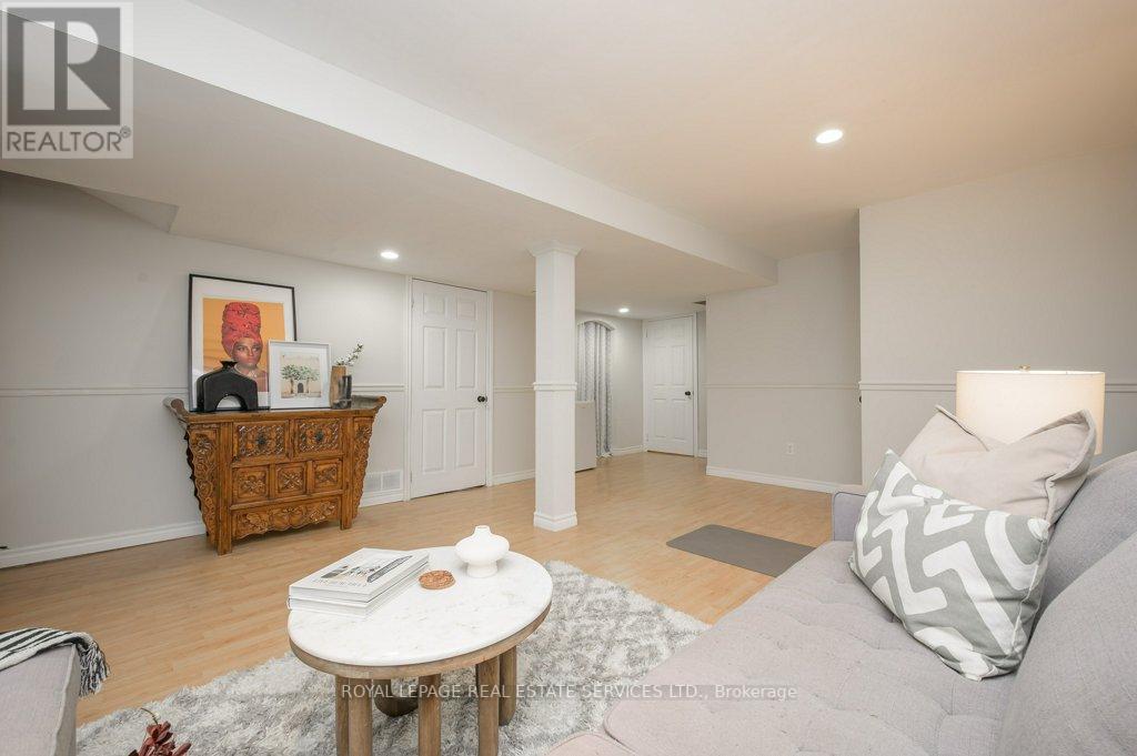 67 CHAREST PL