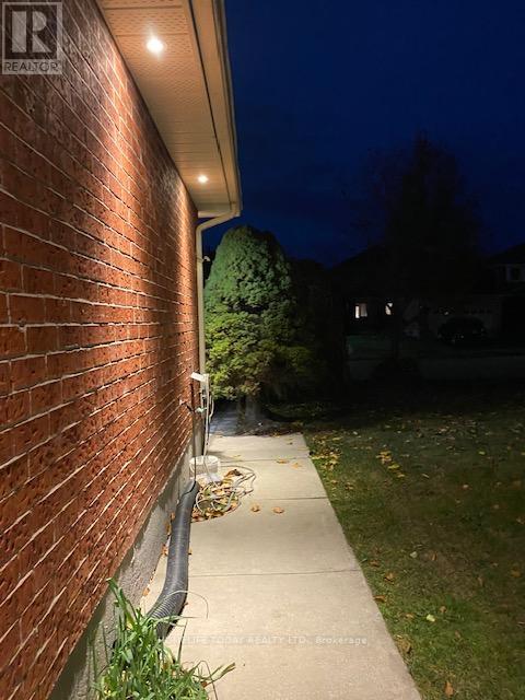 #BSMT -273 RICHARDSON ST, #Bsmt
