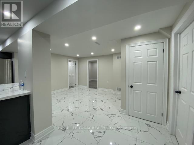 #BSMT -273 RICHARDSON ST, #Bsmt