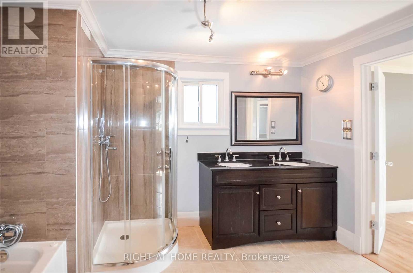 14 LAWRIE RD