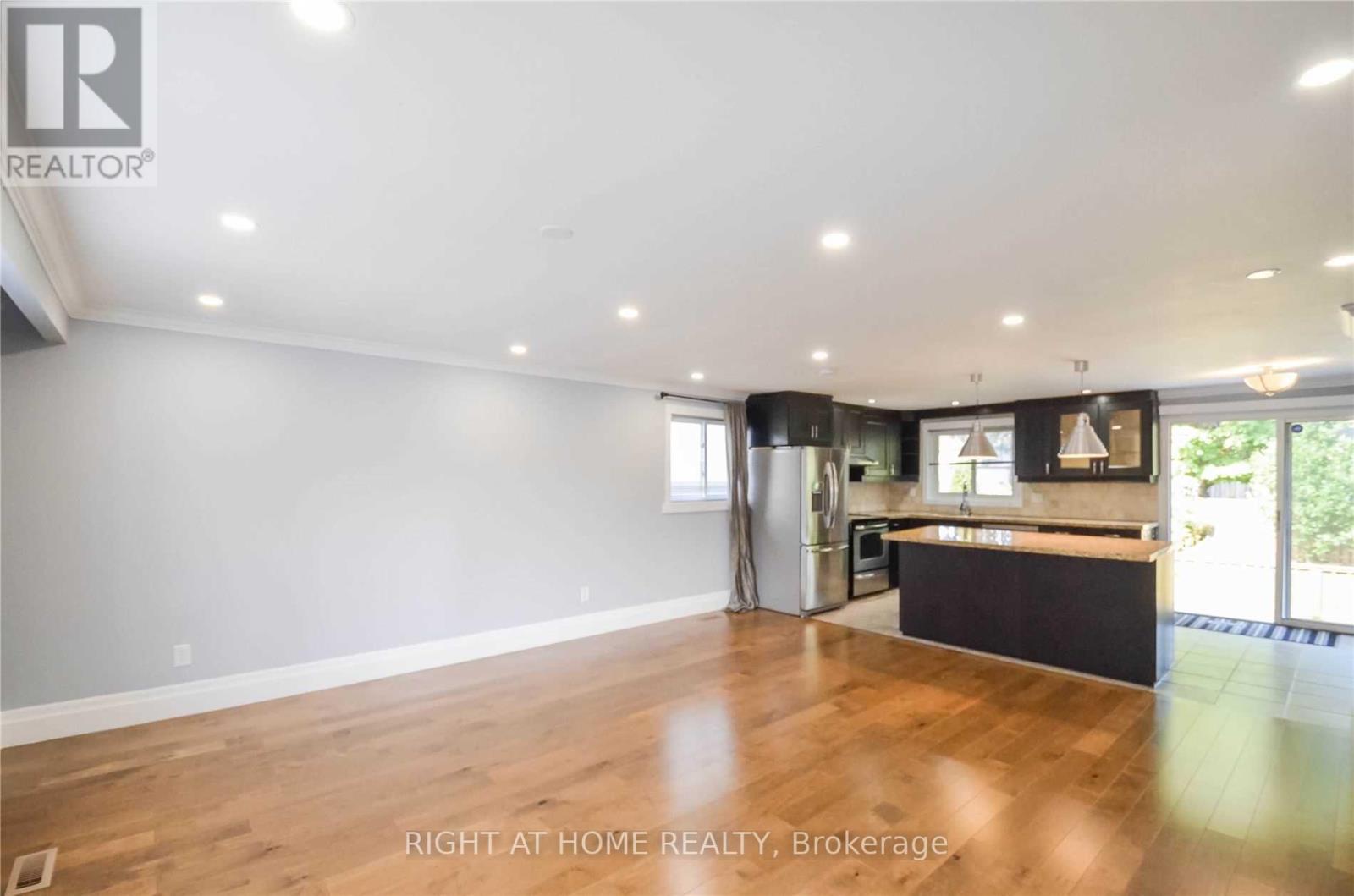 14 LAWRIE RD
