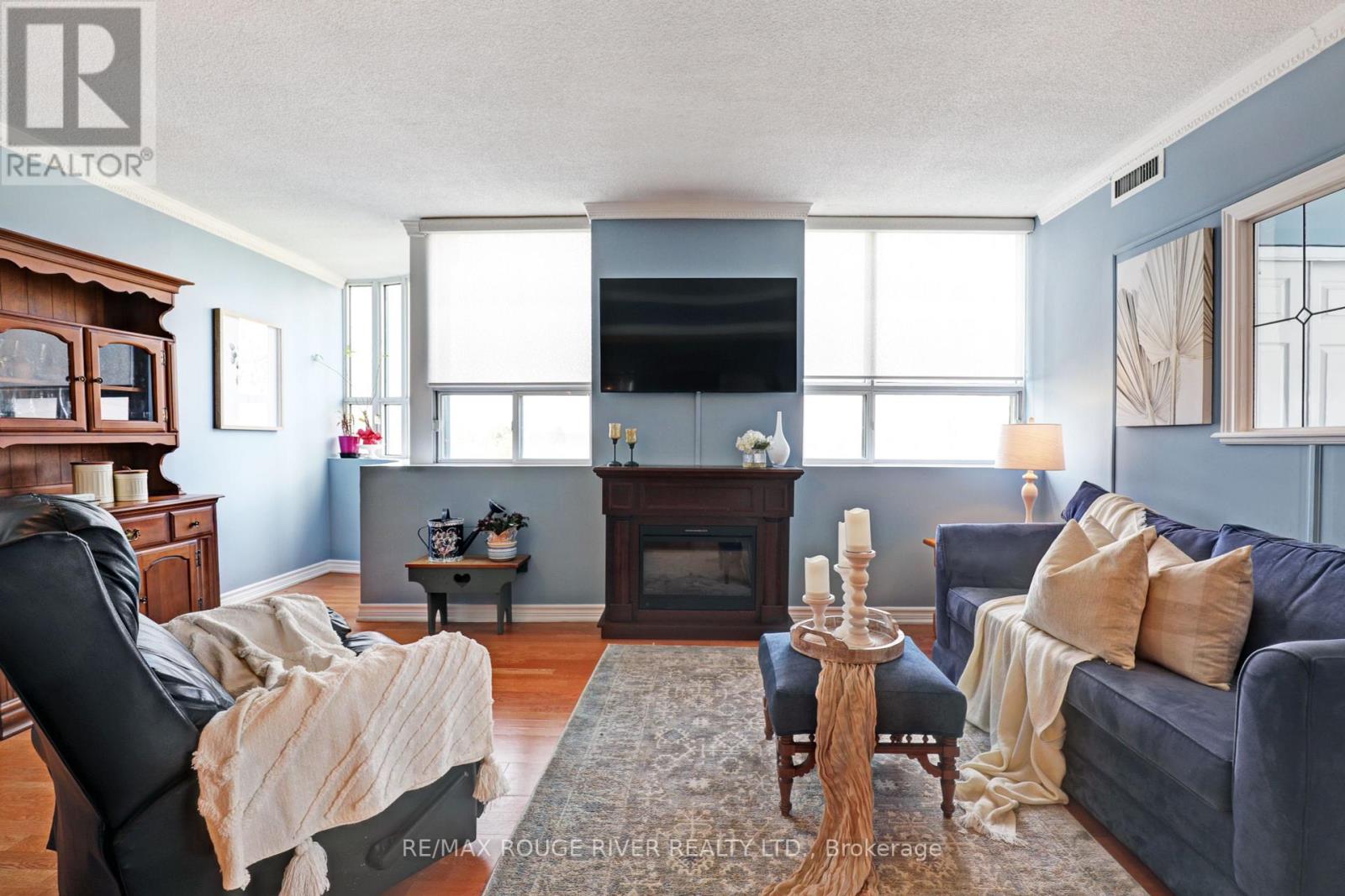 #408 -1665 PICKERING PKWY, #408