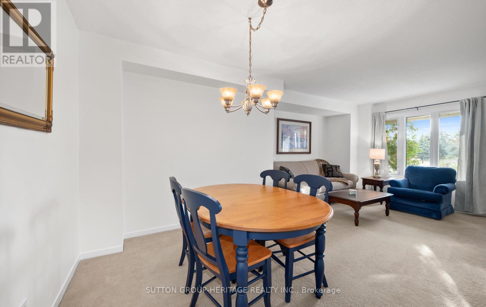 102 DUCATEL CRES