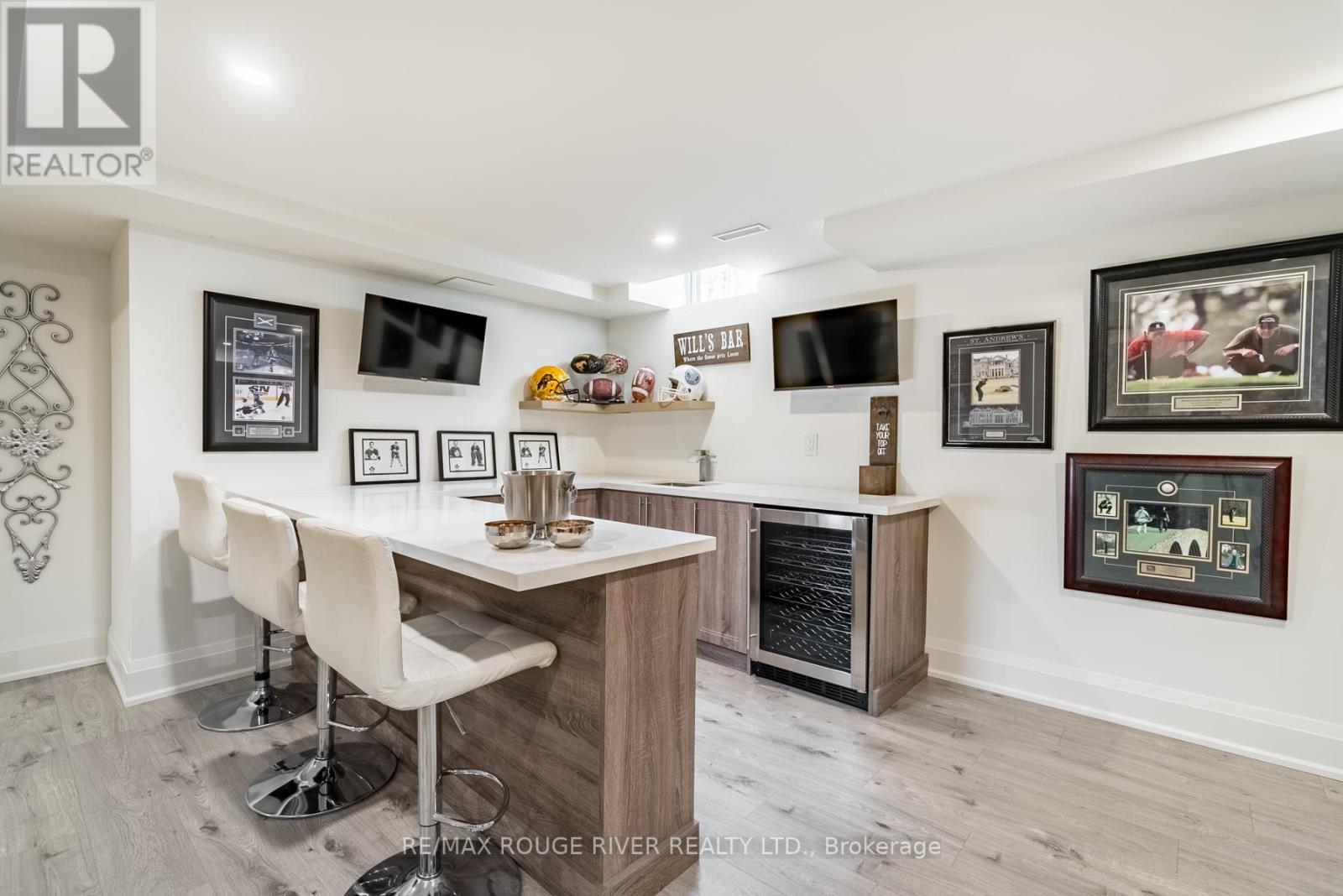15 CHILTERN PL