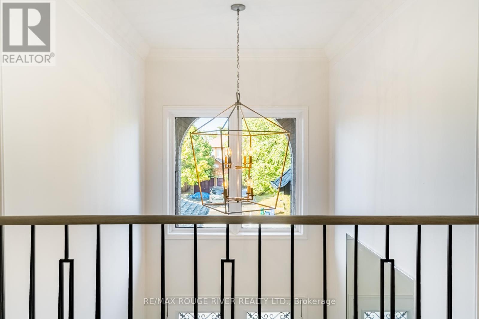 15 CHILTERN PL