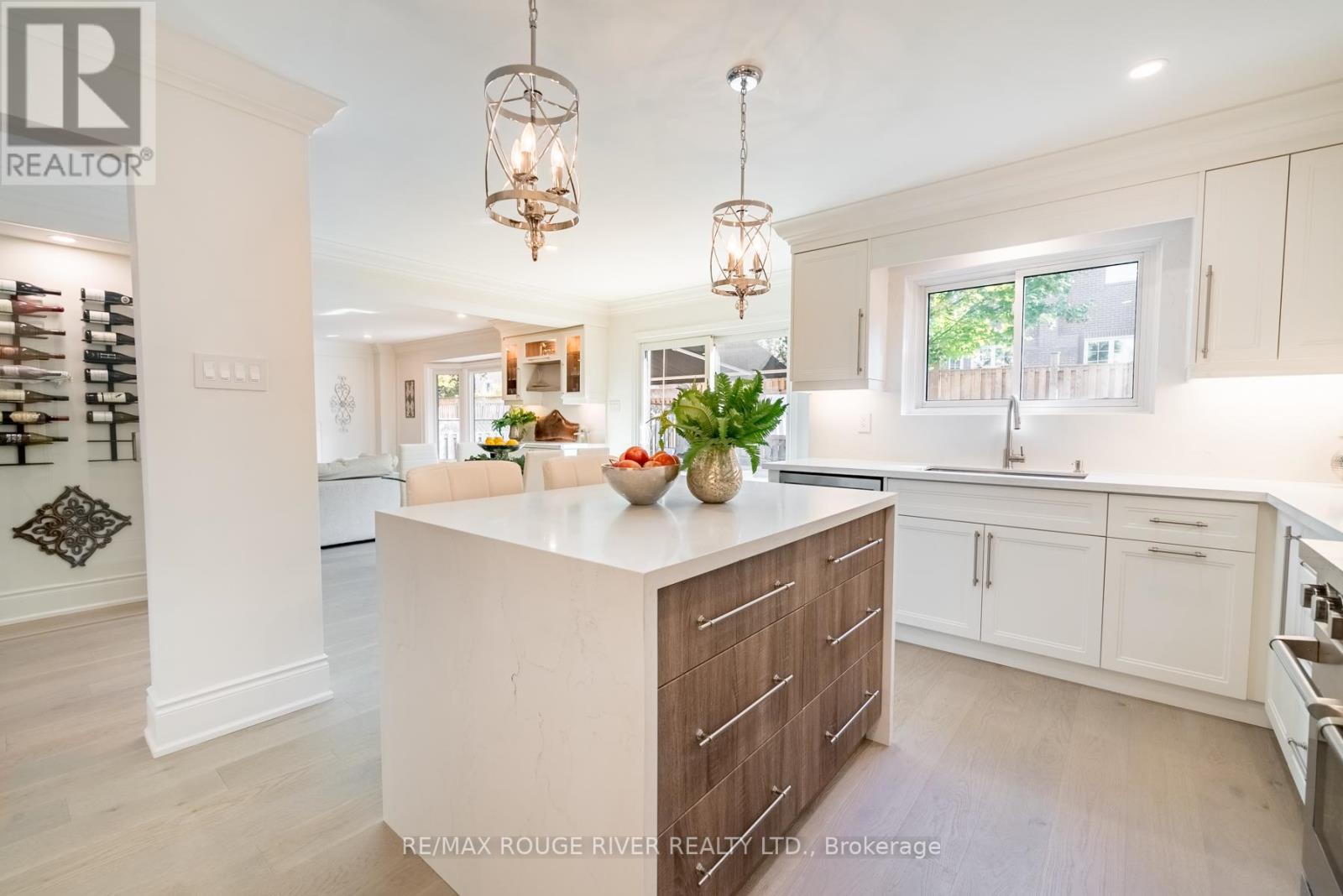 15 CHILTERN PL