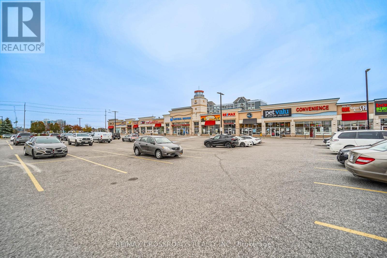 #SUITE 8 -617 VICTORIA ST W, #Suite 8
