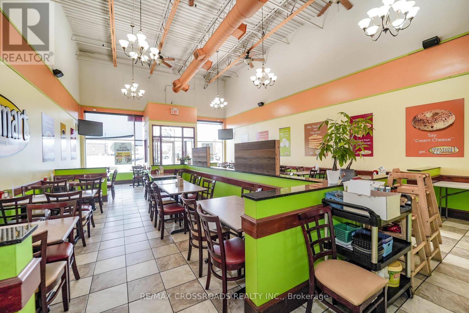 #SUITE 8 -617 VICTORIA ST W, #Suite 8