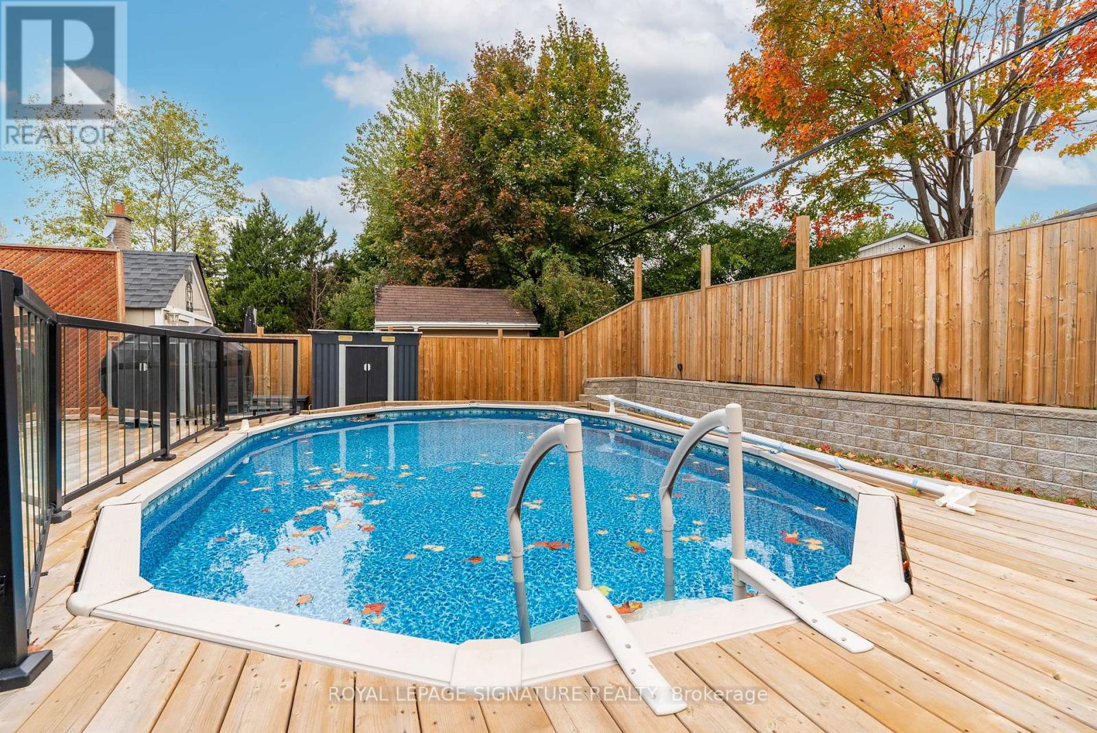 920 GREENWOOD CRES