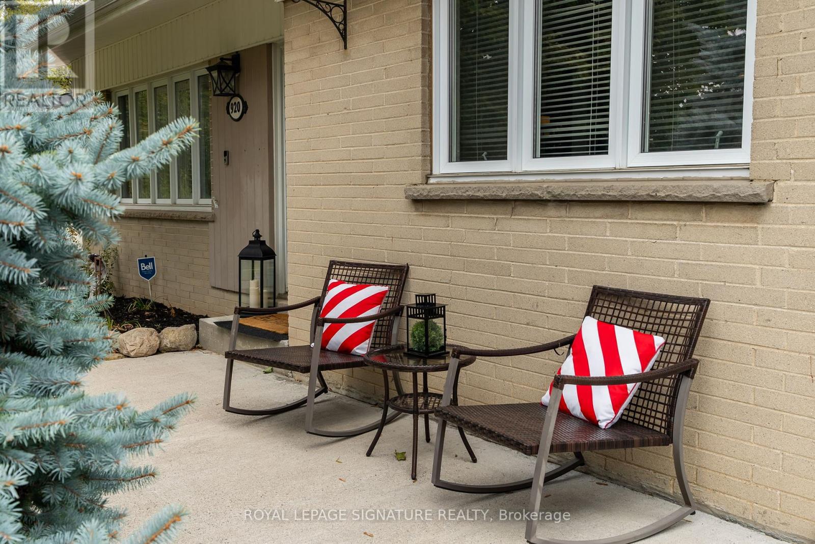920 GREENWOOD CRES
