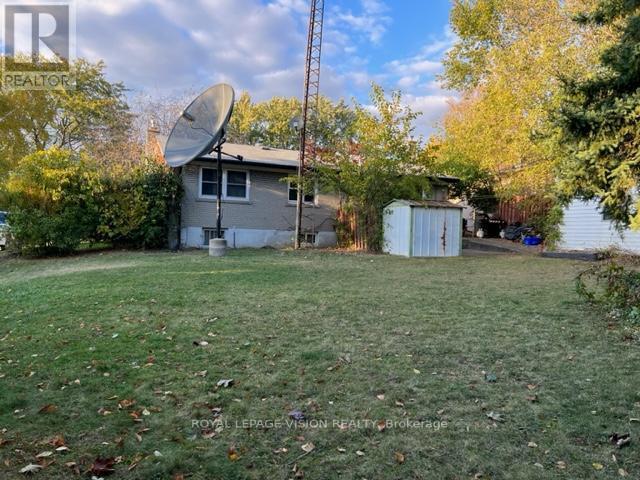 703 CLARENCE DR