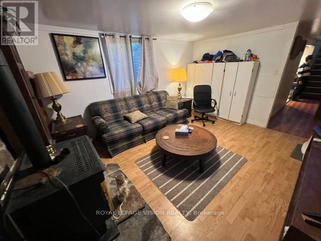 703 CLARENCE DR