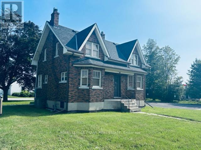 501 DUNDAS ST W