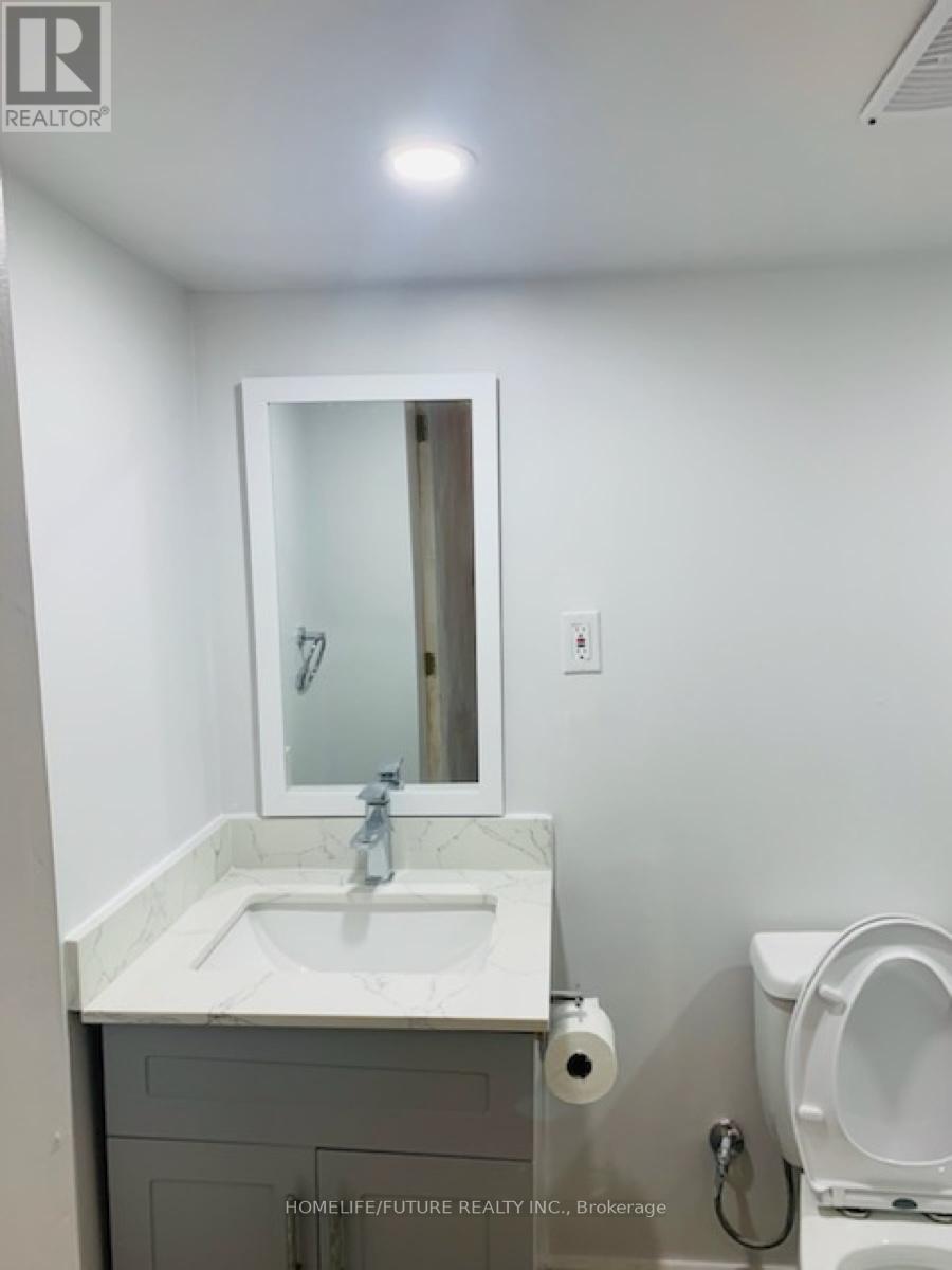 #BSMT -9 BARDEN CRES, #Bsmt