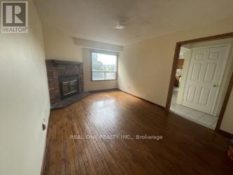 4 WOOD DR