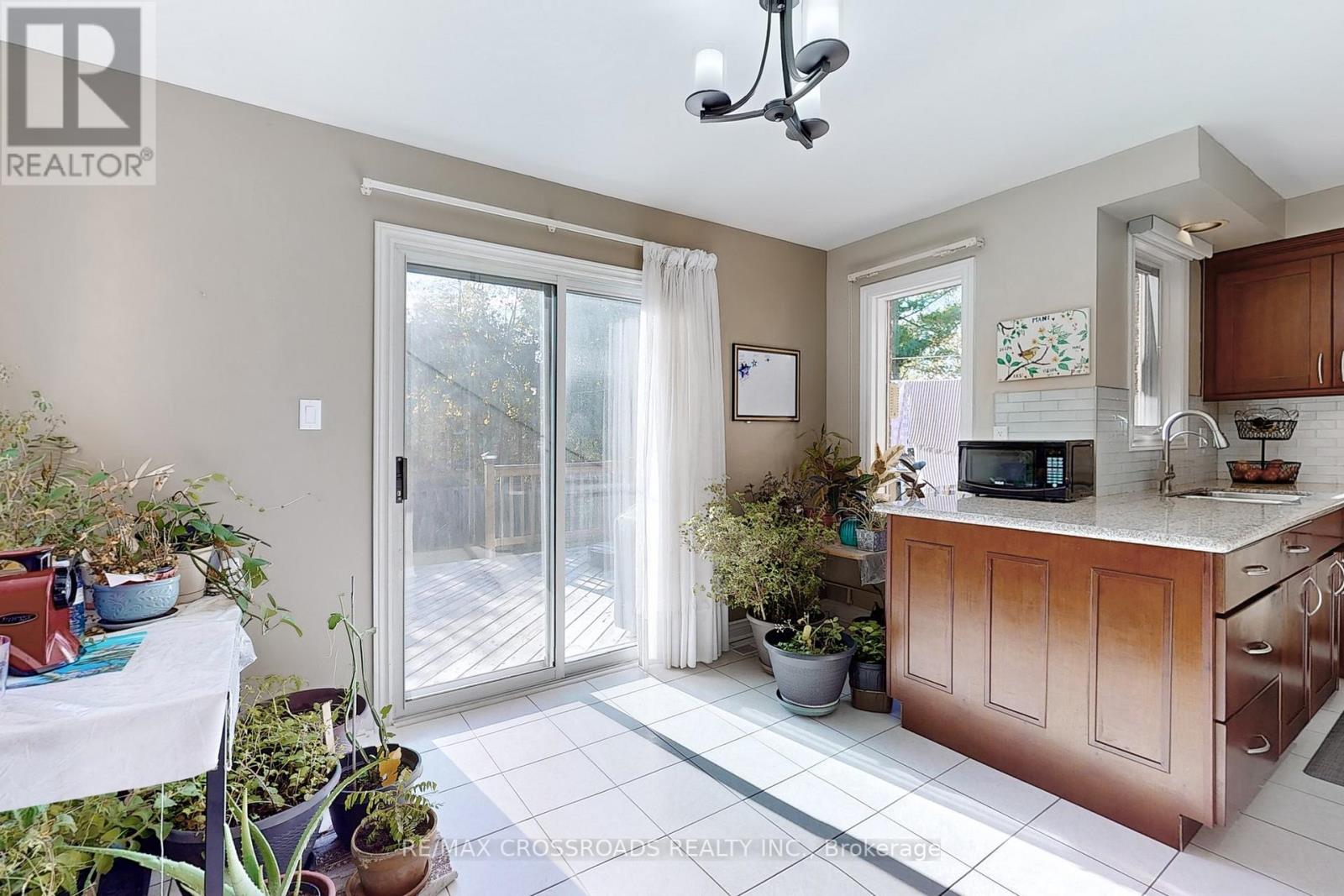 66 PARNELL CRES