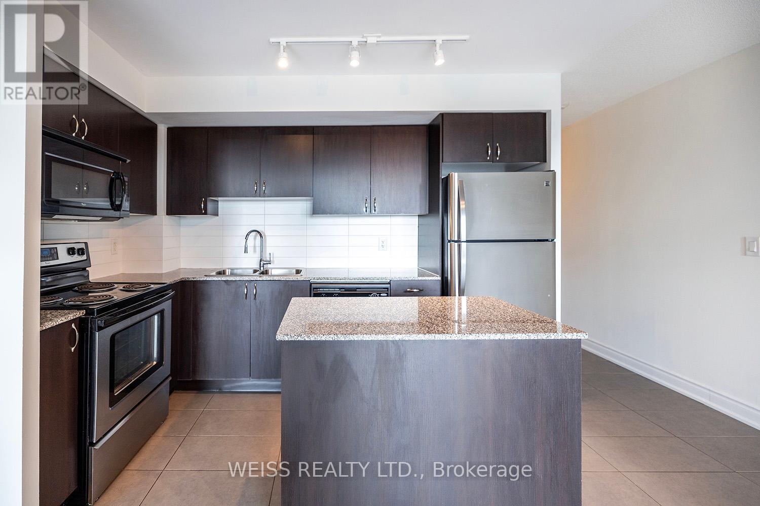 #616 -1235 BAYLY ST, #616