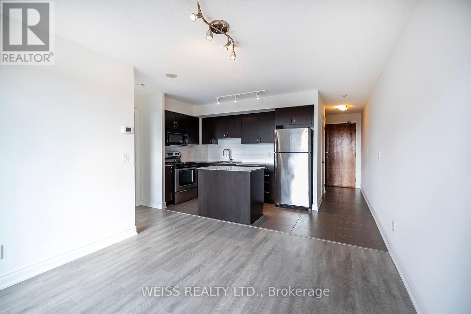 #616 -1235 BAYLY ST, #616