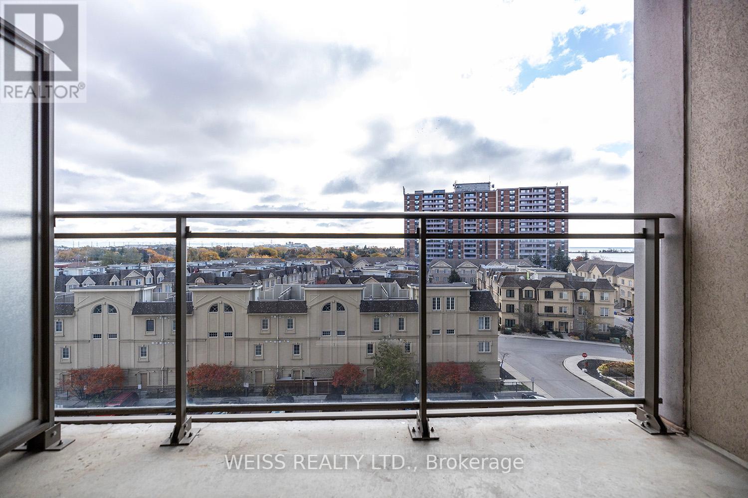 #616 -1235 BAYLY ST, #616