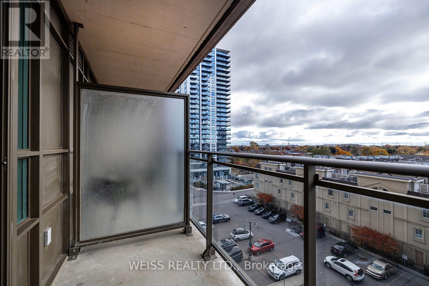 #616 -1235 BAYLY ST, #616