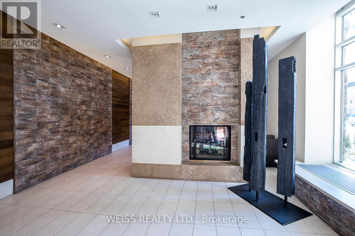 #616 -1235 BAYLY ST, #616