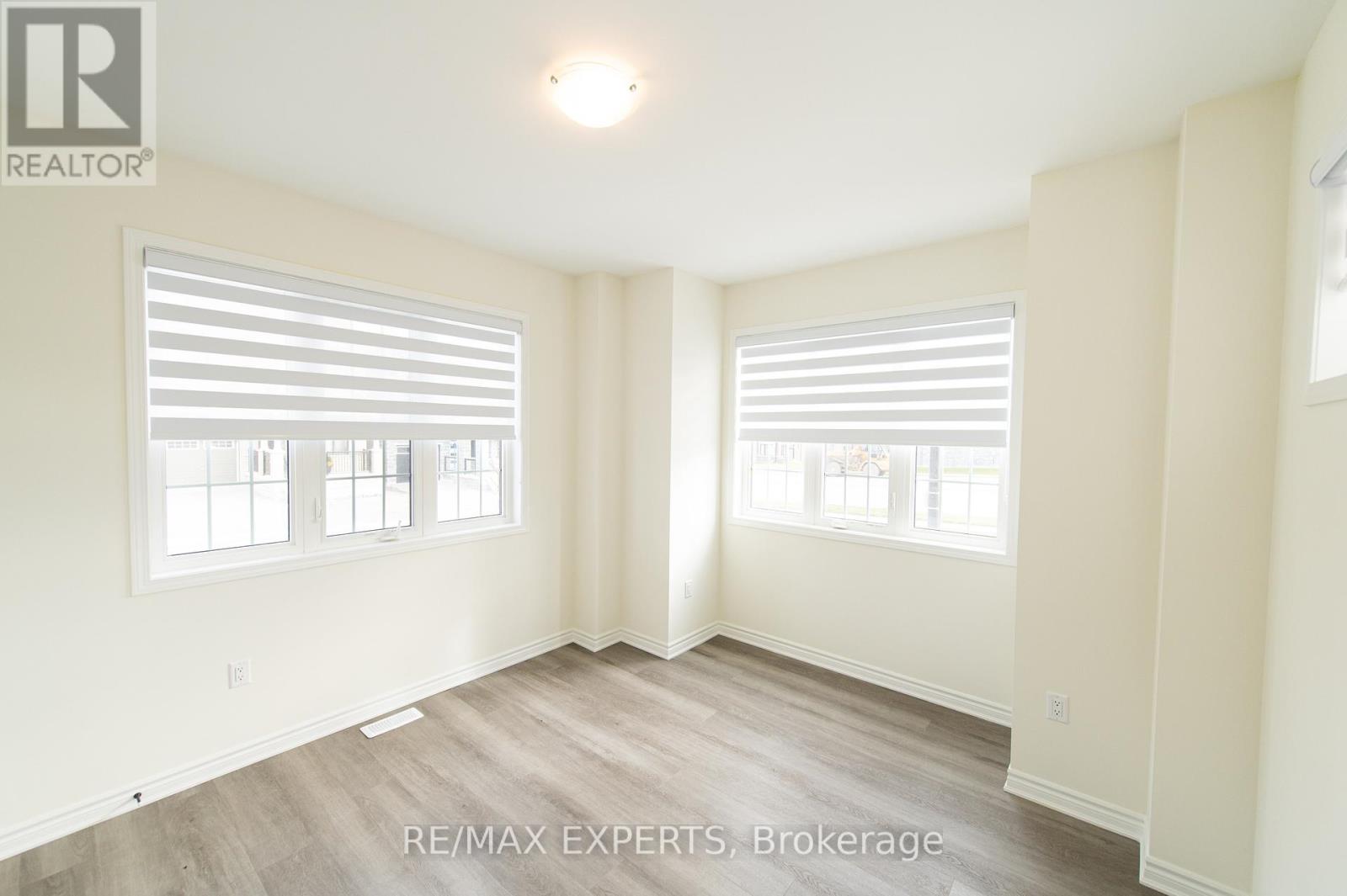 3235 CHIMNEY SWIFT CRES