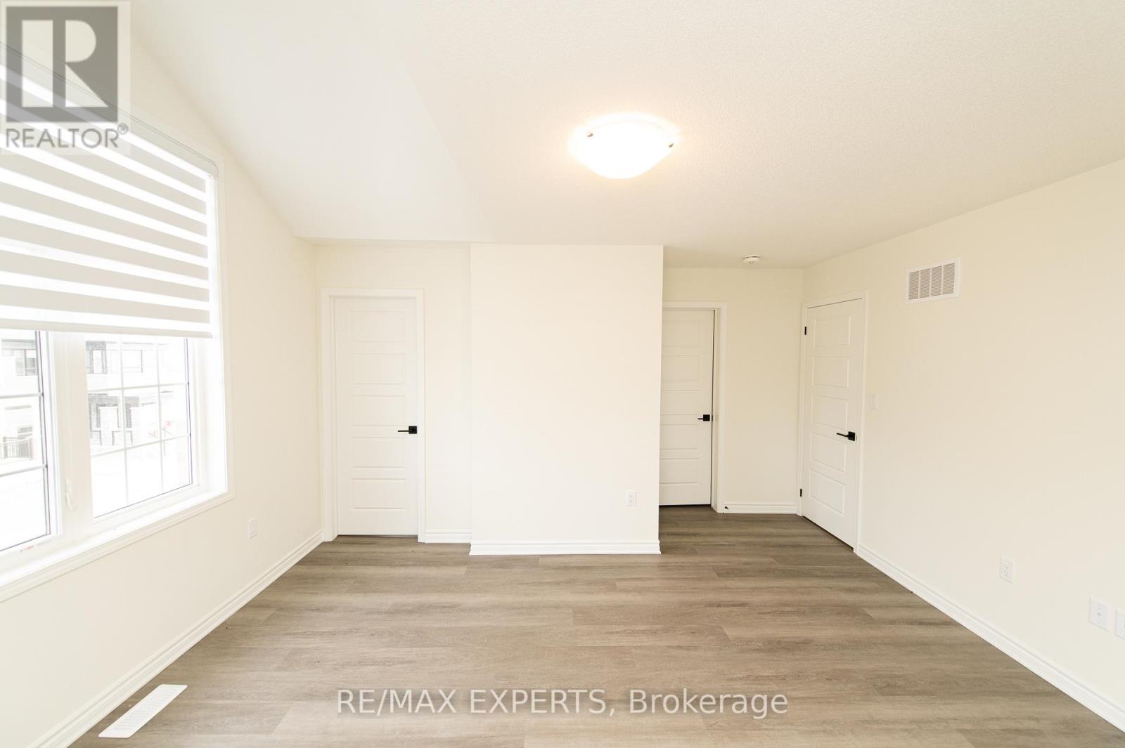 3235 CHIMNEY SWIFT CRES
