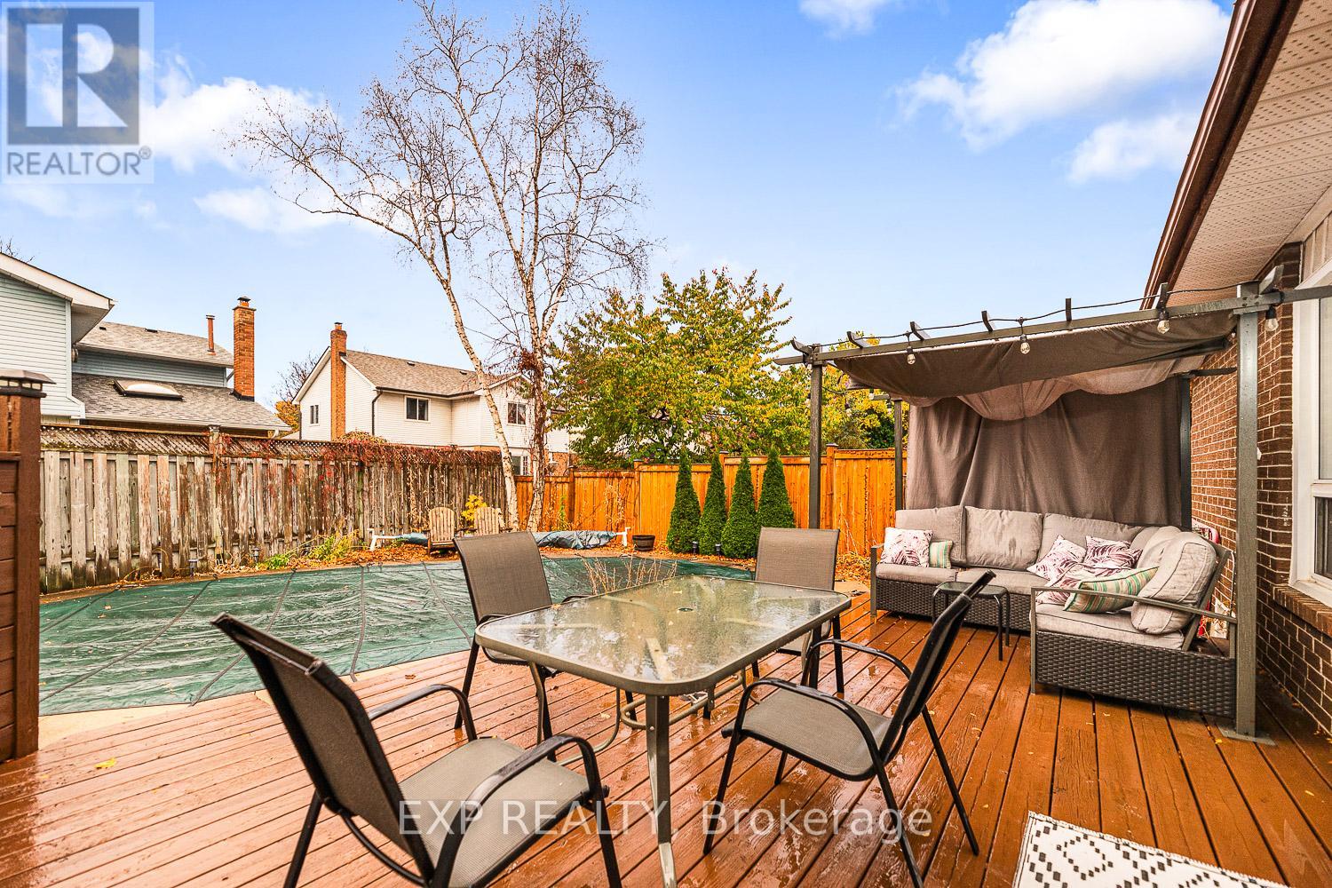 13 FEARN CRES