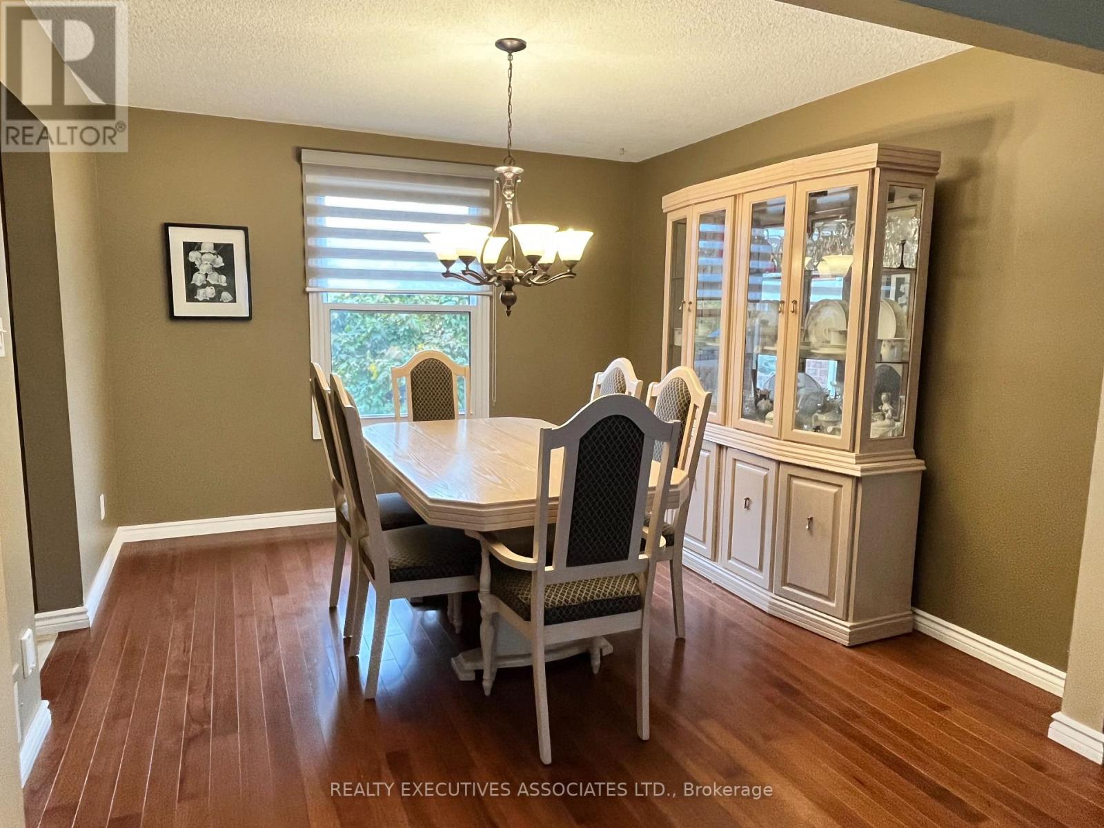 26 HIALEAH CRES