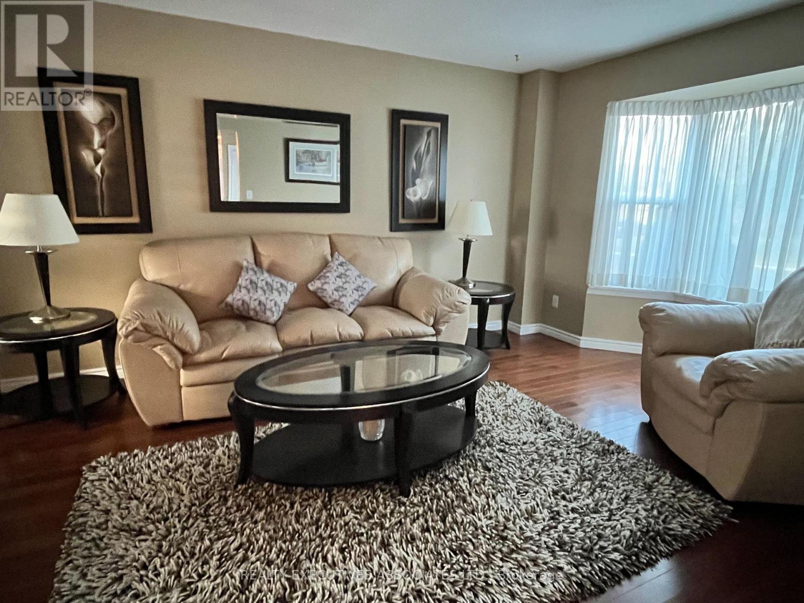 26 HIALEAH CRES