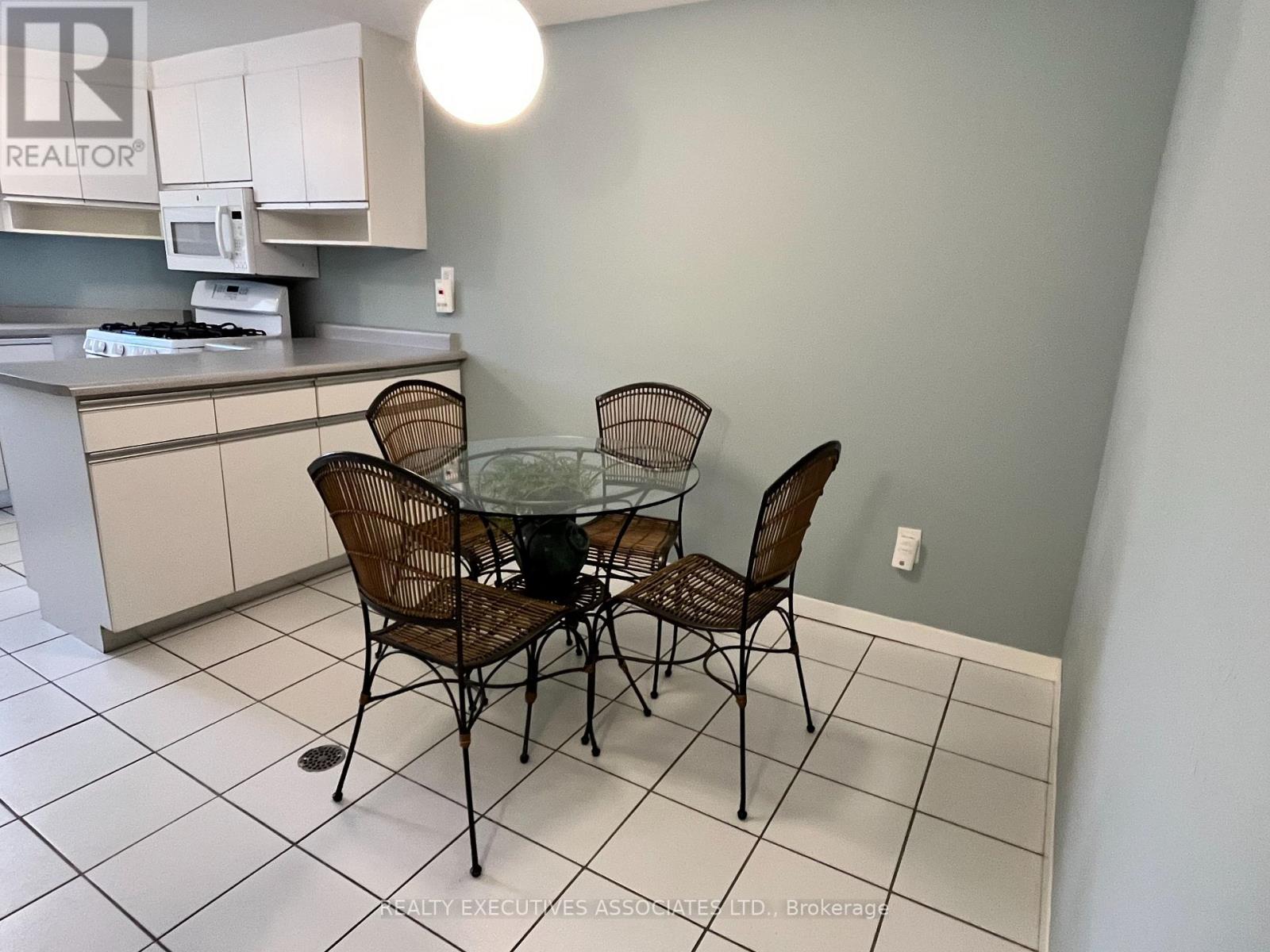 26 HIALEAH CRES