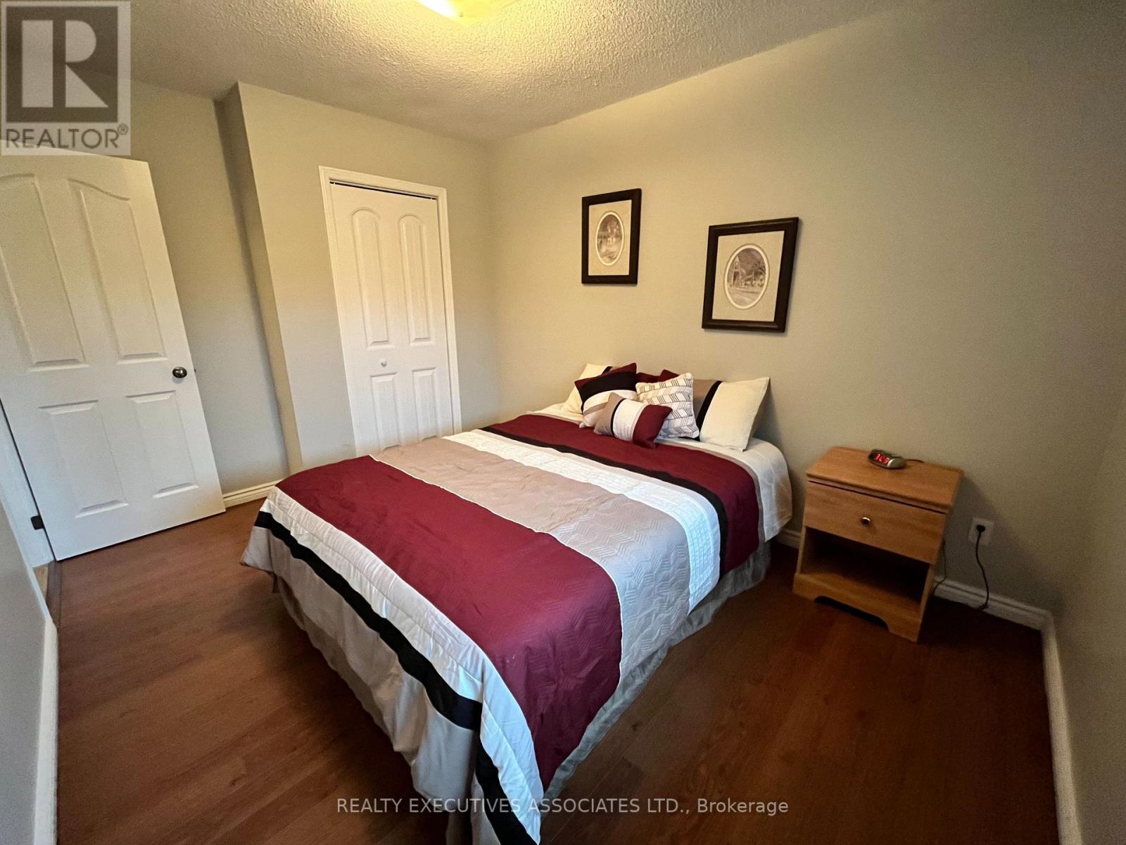 26 HIALEAH CRES