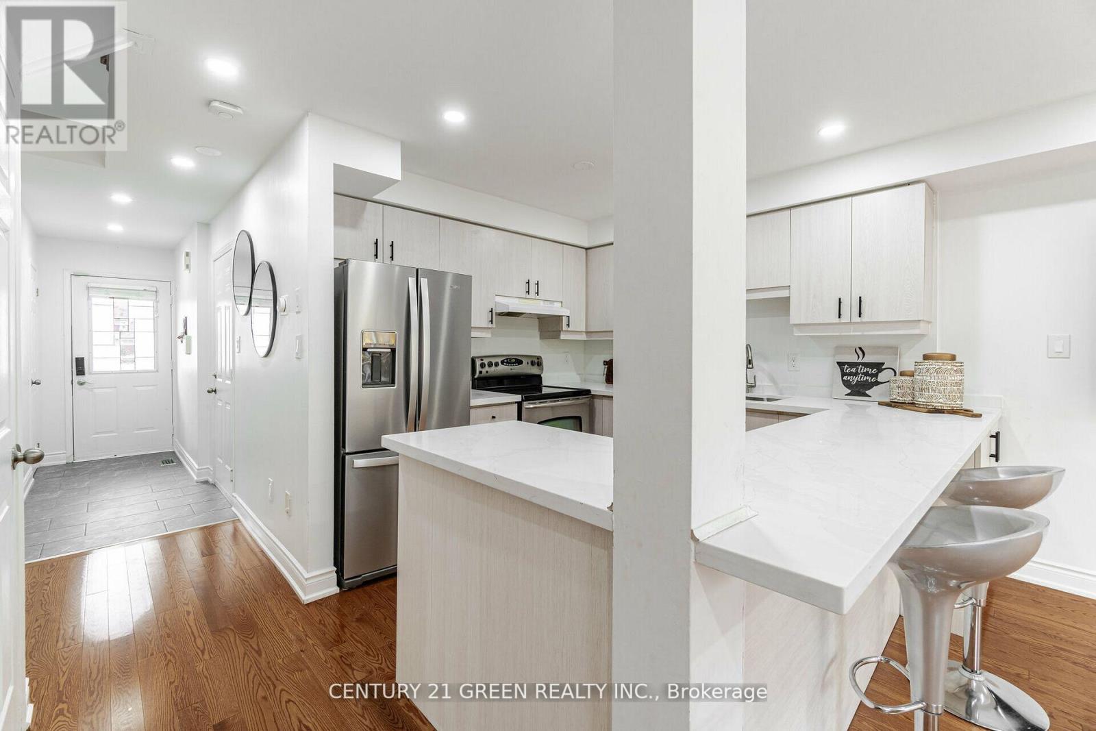 1610 AUTUMN CRES