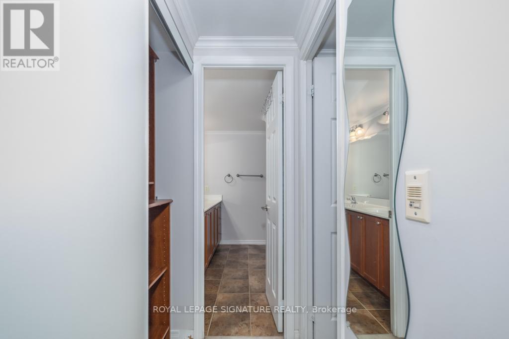 #712 -340 WATSON ST W, #712