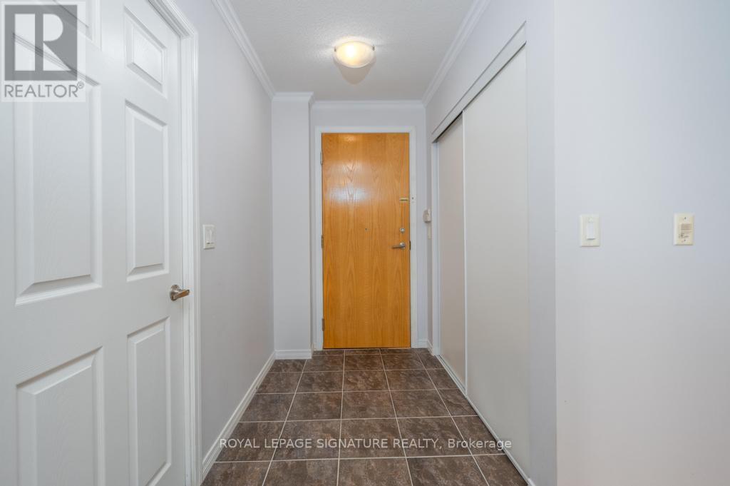 #712 -340 WATSON ST W, #712