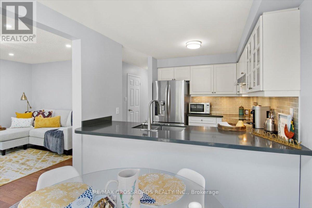 125 LADY MAY DR